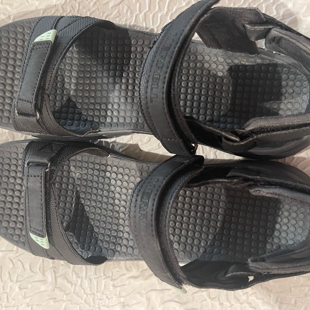 Merrell Women’s Terrain Sandals Size 11